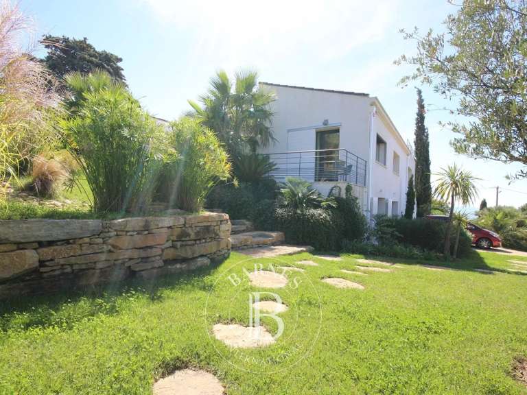 Villa with Sea view Cassis - 7 bedrooms - 470m²