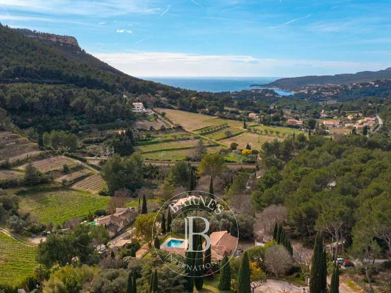 Villa Cassis - 3 bedrooms - 250m²