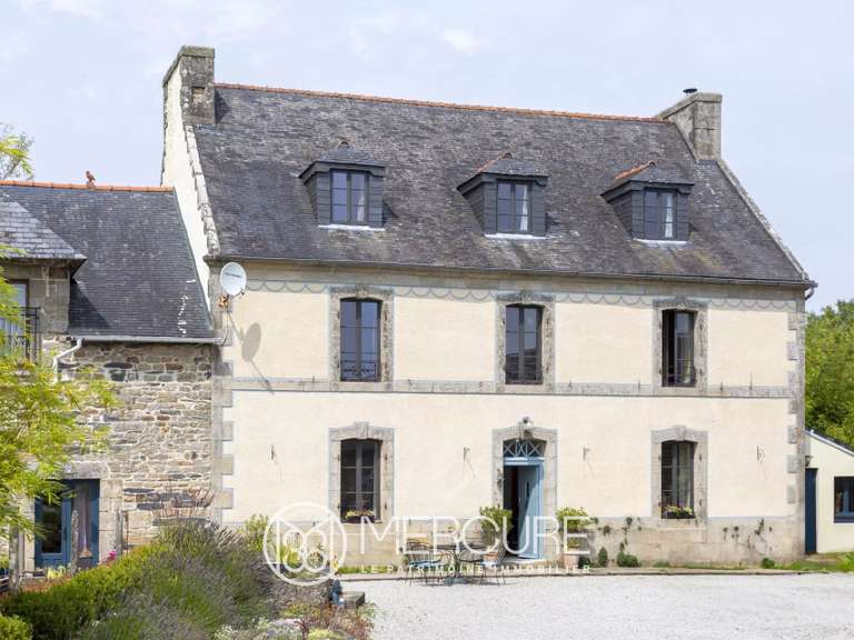 Maison Cast - 12 chambres - 480m²