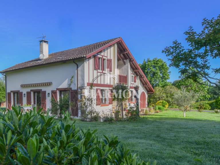 Propriété Castagnède - 5 chambres - 260m²