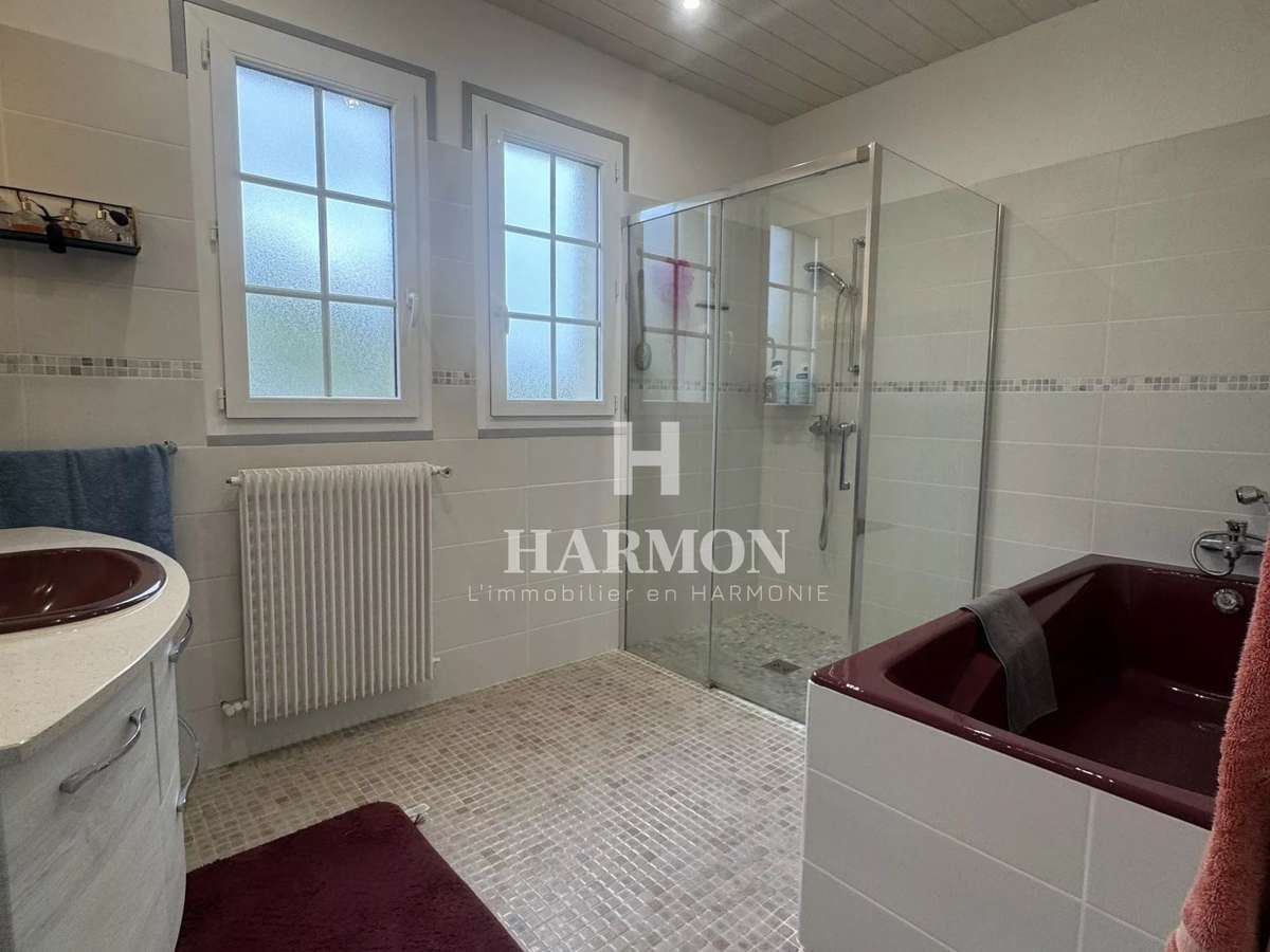 Property Castagnède