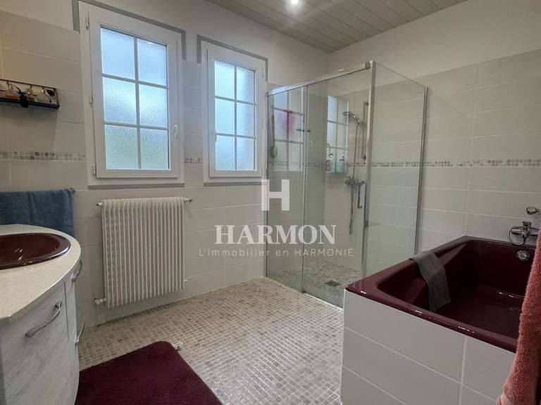 Propriété Castagnède - 5 chambres - 260m²