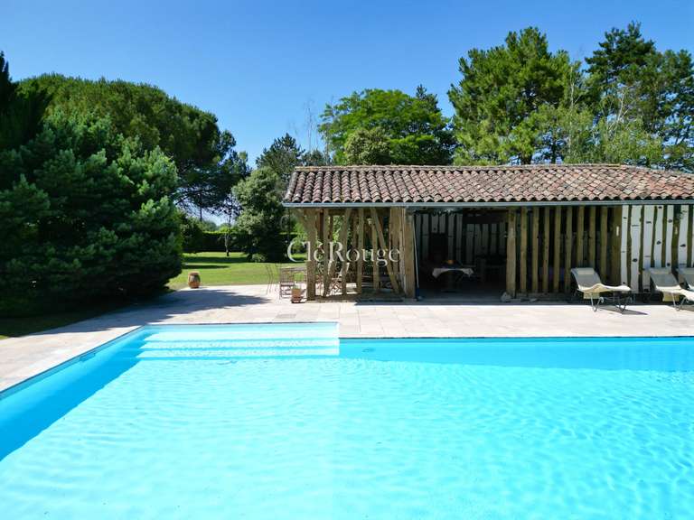 House Casteljaloux - 3 bedrooms - 270m²