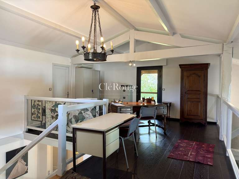 House Casteljaloux - 3 bedrooms - 270m²