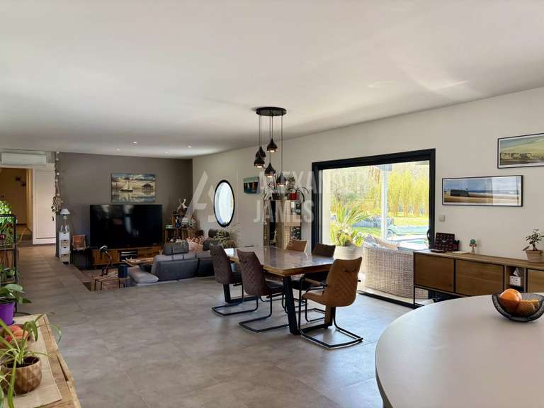 Maison Casteljaloux - 4 chambres - 185m²
