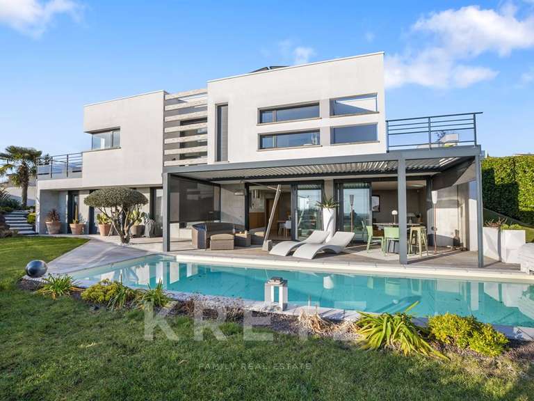 Maison Castelnau-d'Estrétefonds - 4 chambres - 205m²