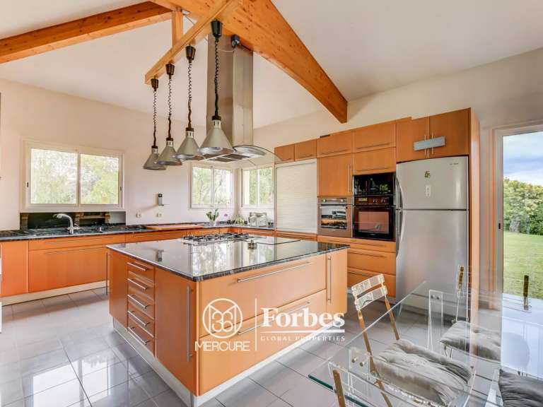 Villa Castelnau-d'Estrétefonds - 4 chambres - 405m²