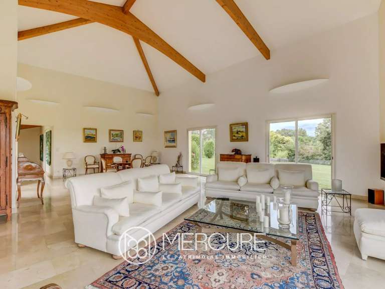 Villa Castelnau-d'Estrétefonds - 4 bedrooms - 405m²