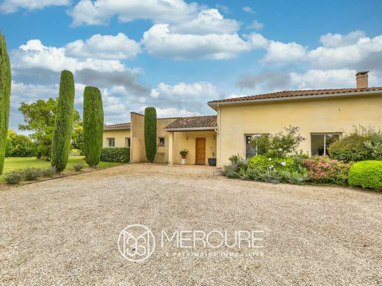 Villa Castelnau-d'Estrétefonds - 4 bedrooms - 405m²