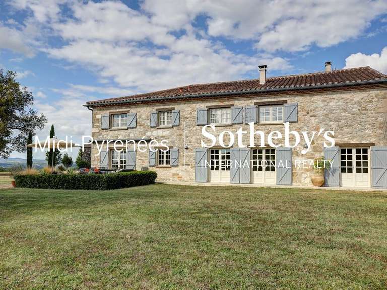 Maison Castelnau-de-Montmiral - 5 chambres - 270m²