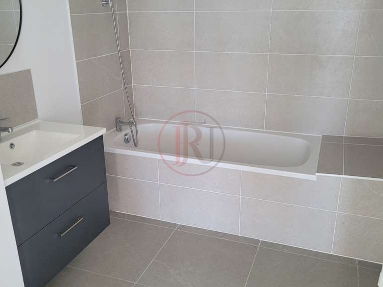 Appartement Castelnau-le-Lez - 3 chambres - 106m²