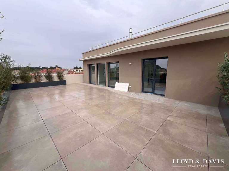 Appartement Castelnau-le-Lez - 2 chambres - 102m²