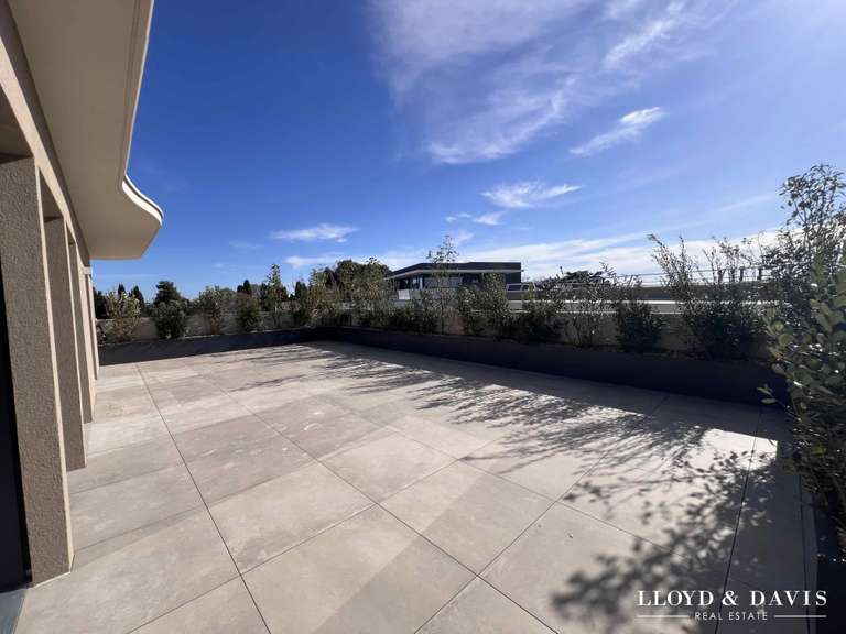 Appartement Castelnau-le-Lez - 2 chambres - 102m²