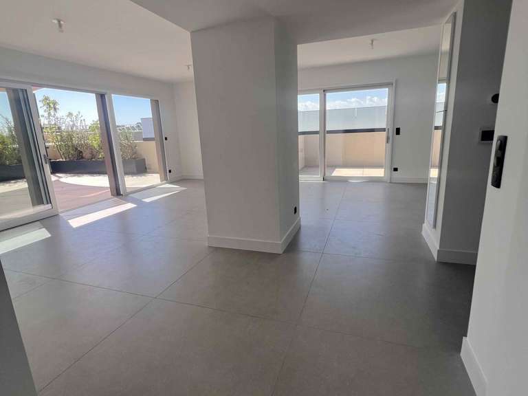 Appartement Castelnau-le-Lez - 2 chambres - 102m²