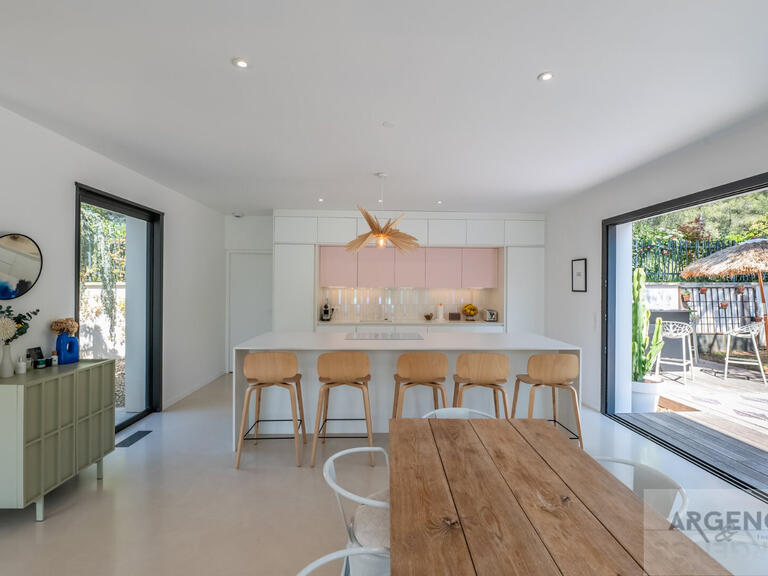 Maison Castelnau-le-Lez - 6 chambres - 230m²