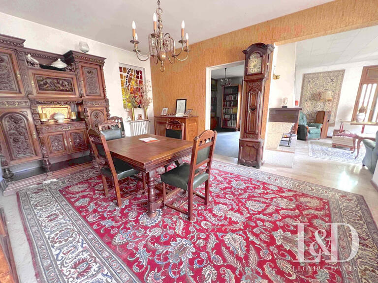 House Castelnau-le-Lez - 8 bedrooms - 390m²