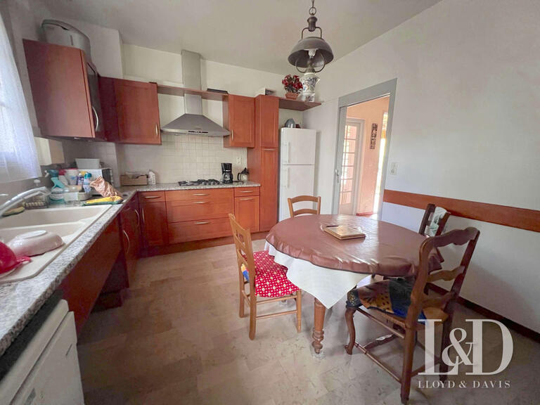 House Castelnau-le-Lez - 8 bedrooms - 390m²