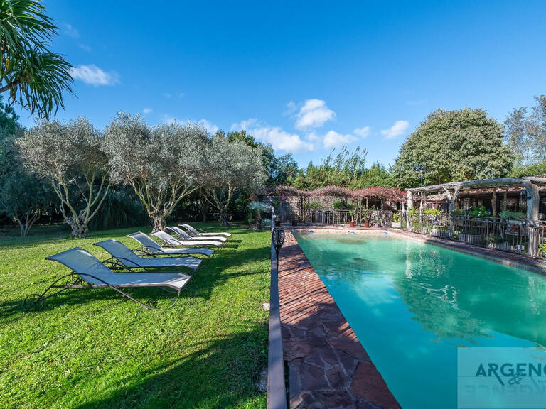 Maison Castelnau-le-Lez - 18 chambres - 630m²