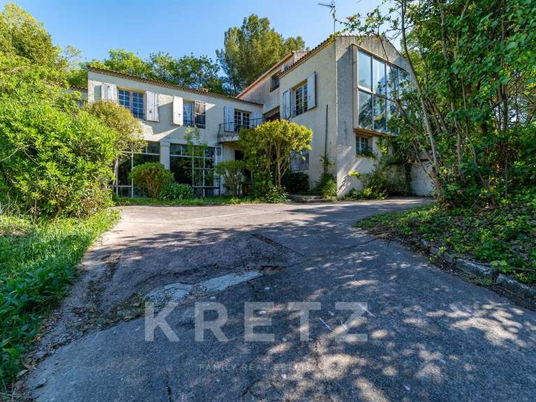House Castelnau-le-Lez - 9 bedrooms - 429m²