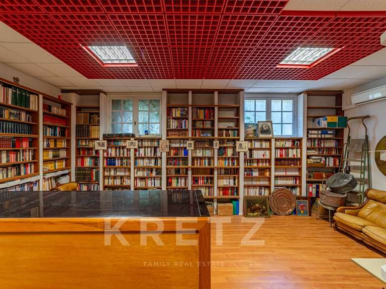 House Castelnau-le-Lez - 9 bedrooms - 429m²