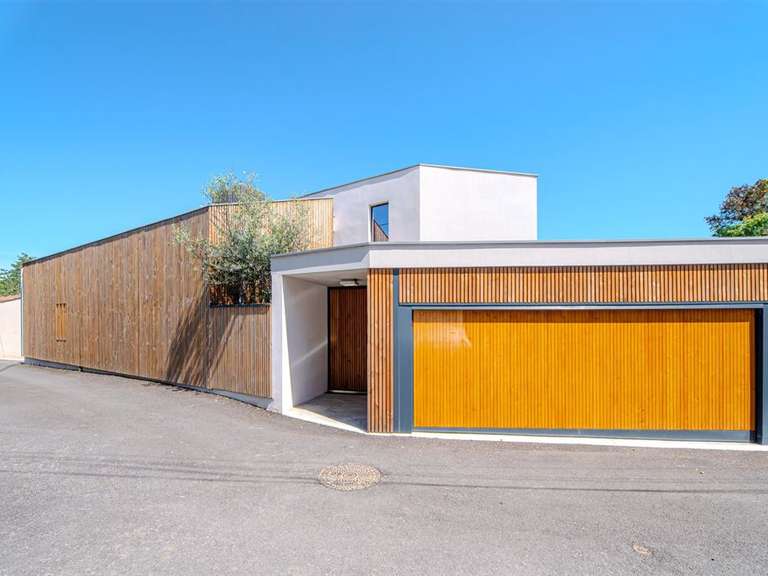 Maison Castelnau-le-Lez - 5 chambres - 313m²