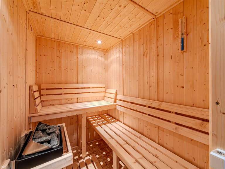 Maison Castelnau-le-Lez - 5 chambres - 313m²