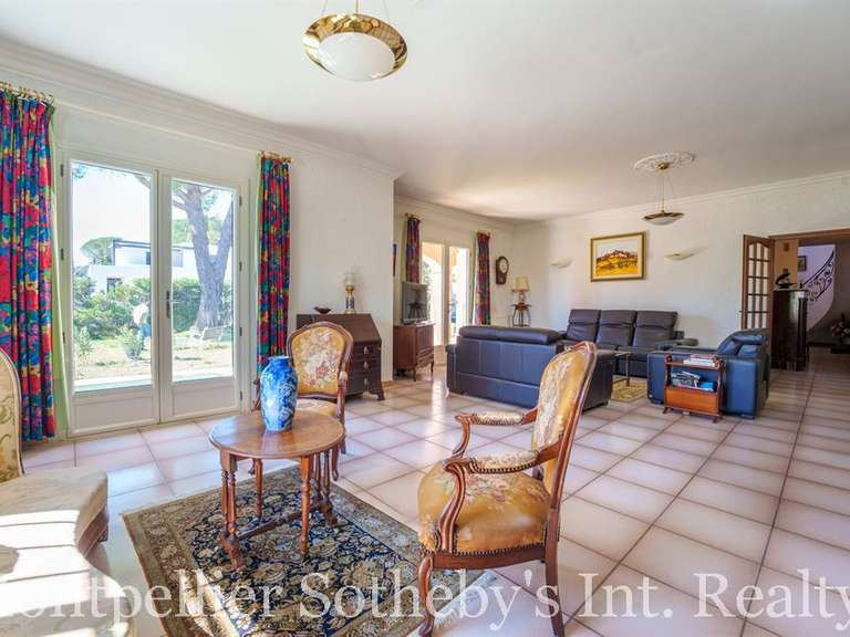 House Castelnau-le-Lez - 4 bedrooms - 255m²
