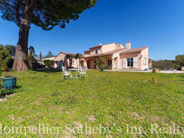 House Castelnau-le-Lez - 4 bedrooms - 255m²