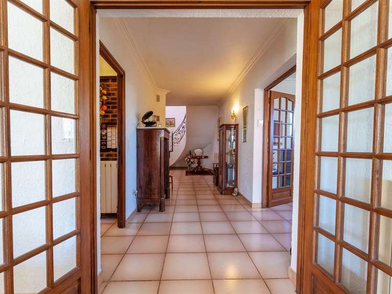 Maison Castelnau-le-Lez - 4 chambres - 245m²