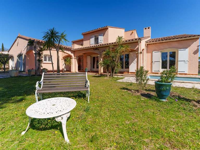 House Castelnau-le-Lez - 4 bedrooms - 255m²
