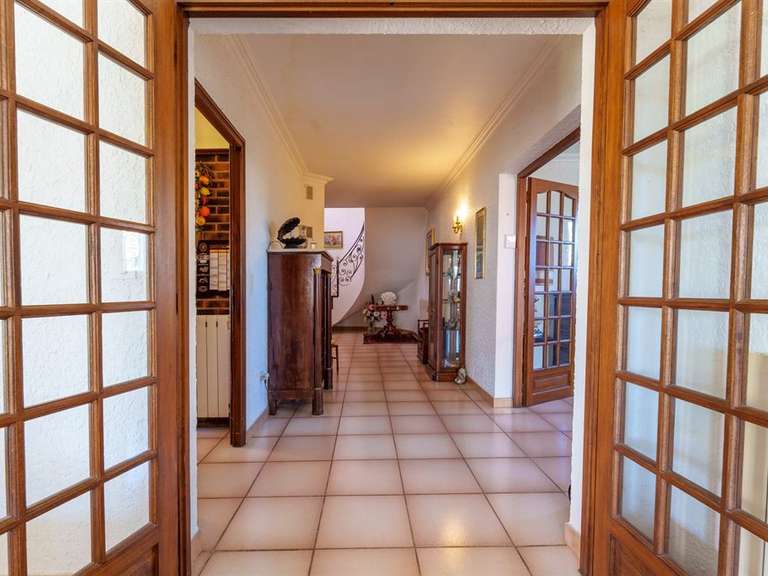 House Castelnau-le-Lez - 4 bedrooms - 255m²
