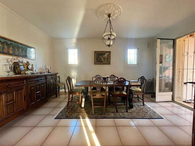 House Castelnau-le-Lez - 4 bedrooms - 245m²