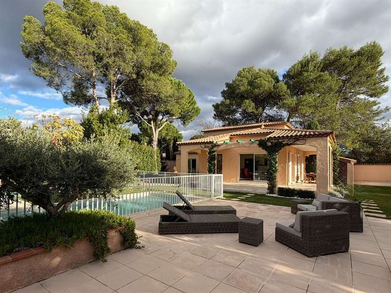 Maison Castelnau-le-Lez - 4 chambres - 168m²