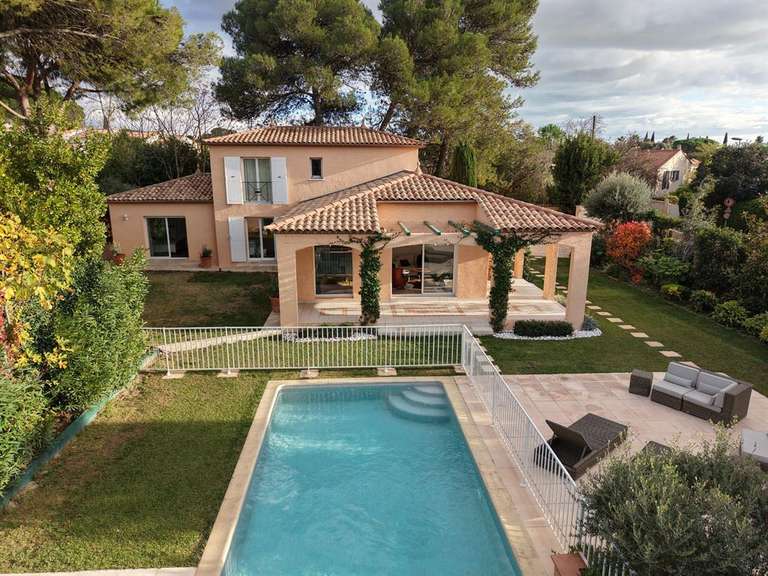 Maison Castelnau-le-Lez - 4 chambres - 168m²