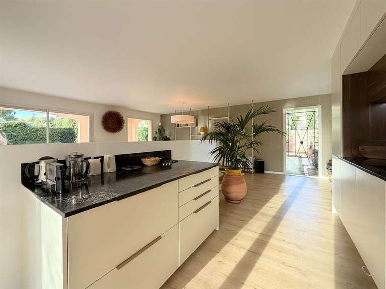 Maison Castelnau-le-Lez - 4 chambres - 168m²