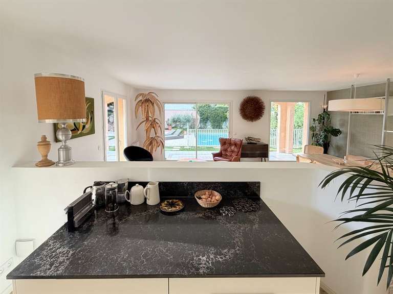 Maison Castelnau-le-Lez - 4 chambres - 168m²