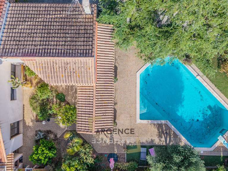 Maison Castelnau-le-Lez - 5 chambres - 165m²