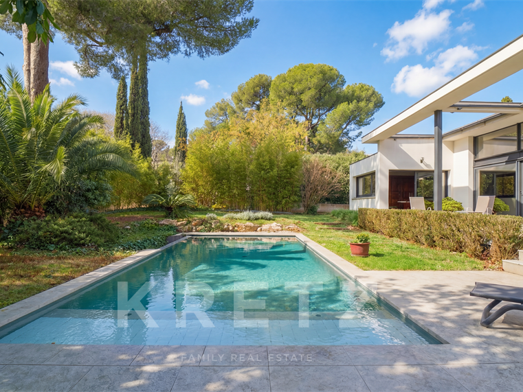 Maison Castelnau-le-Lez - 4 chambres - 215m²