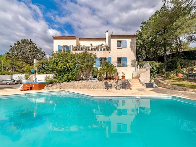 Maison Castelnau-le-Lez - 4 chambres - 230m²