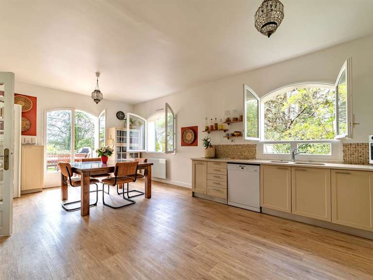 Maison Castelnau-le-Lez - 4 chambres - 230m²