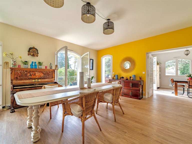 Maison Castelnau-le-Lez - 4 chambres - 230m²