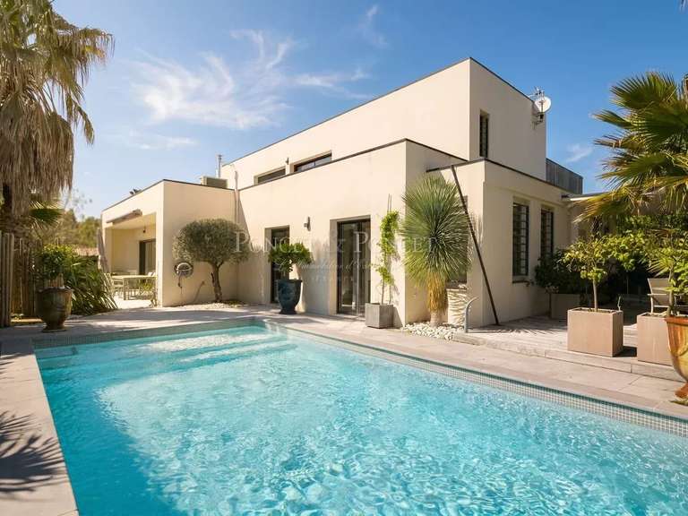 Maison Castelnau-le-Lez - 4 chambres - 340m²