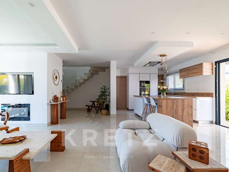House Castelnau-le-Lez - 4 bedrooms - 135m²