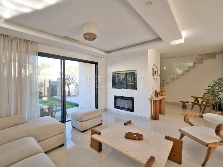 Maison Castelnau-le-Lez - 5 chambres - 135m²