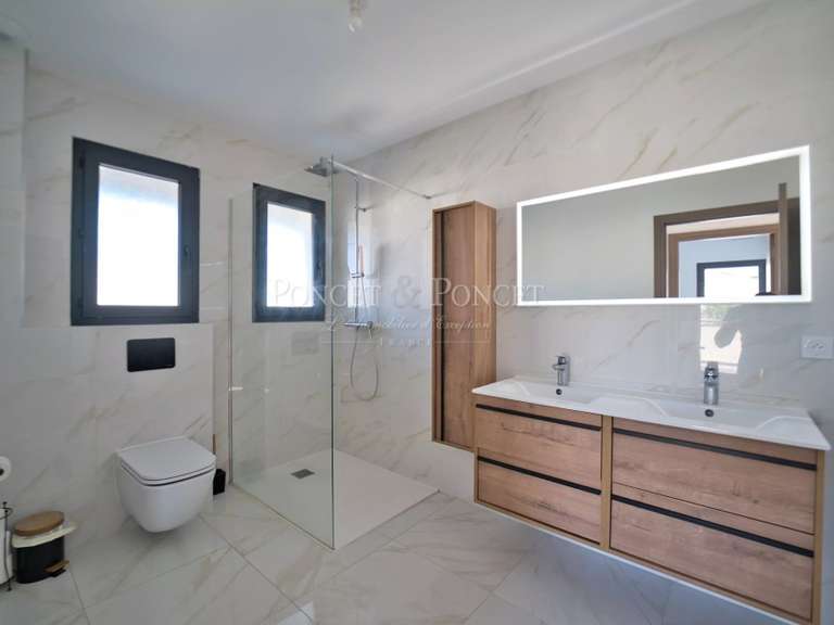 Maison Castelnau-le-Lez - 5 chambres - 135m²