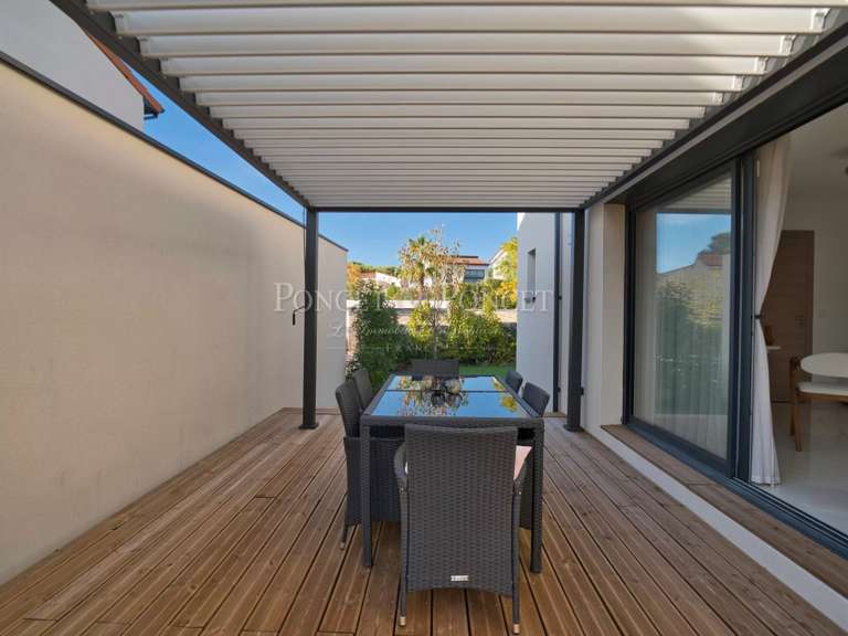 Maison Castelnau-le-Lez - 5 chambres - 135m²