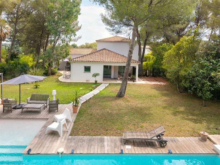 House Castelnau-le-Lez - 5 bedrooms - 269m²