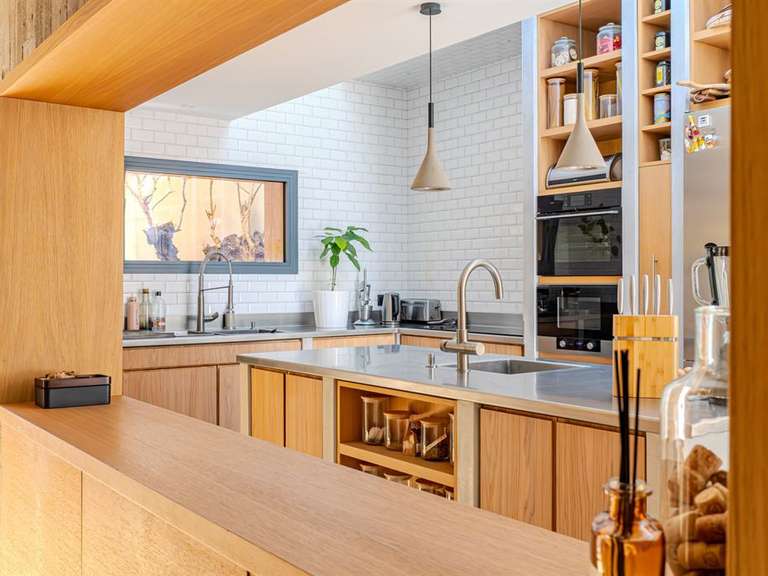 Maison Castelnau-le-Lez - 5 chambres - 313m²