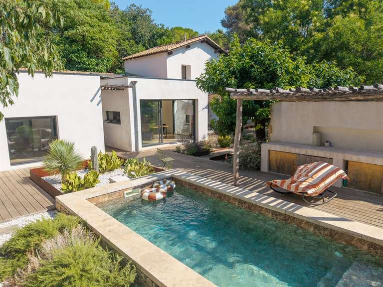 Maison Castelnau-le-Lez - 3 chambres - 173m²