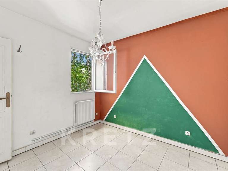 Maison Castelnau-le-Lez - 5 chambres - 240m²